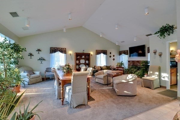 9 Silver Hill, Natick