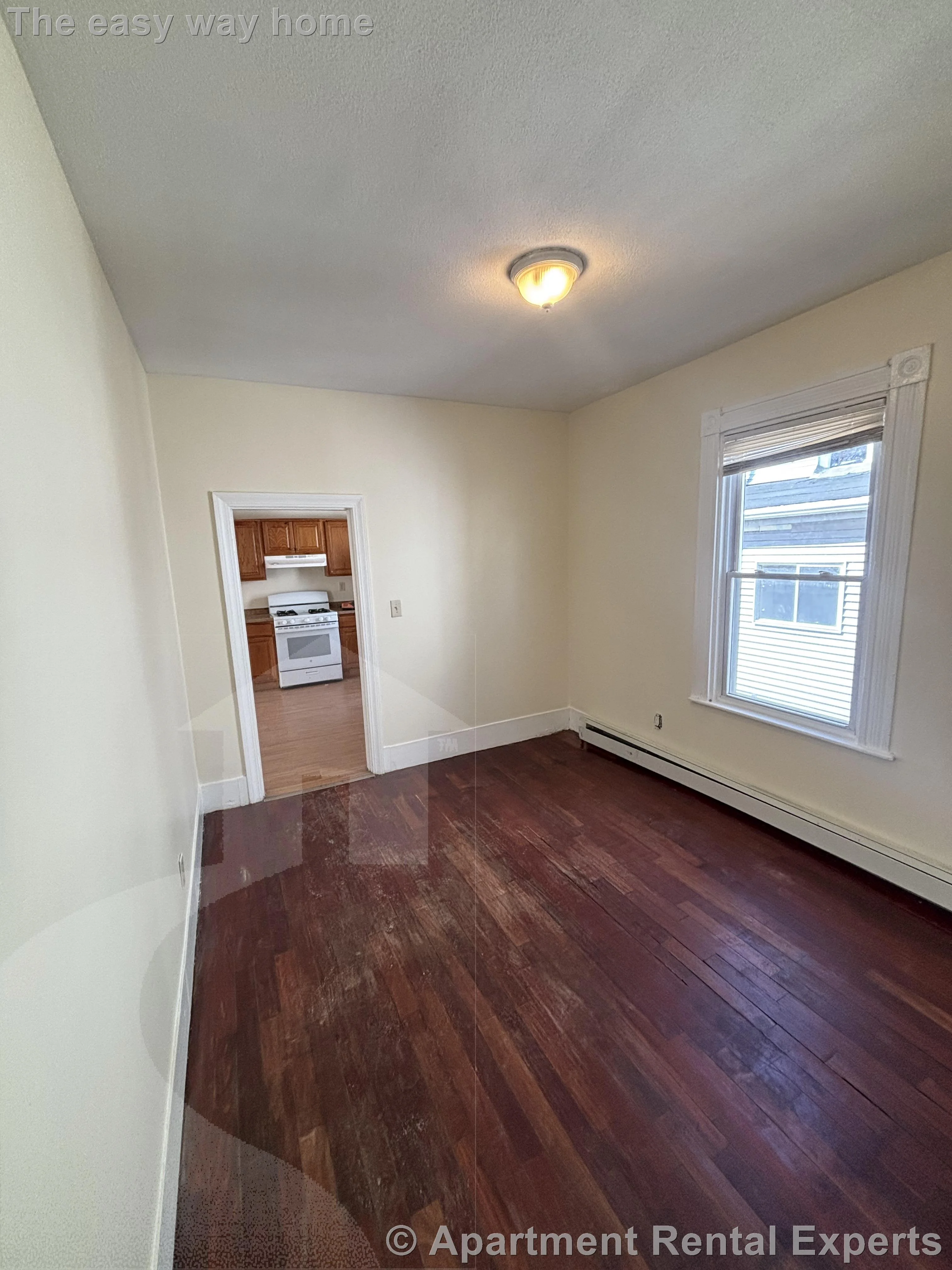569 Main St, Tufts