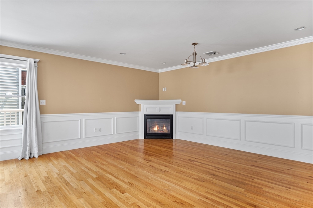 210-212 W 9th St, South Boston