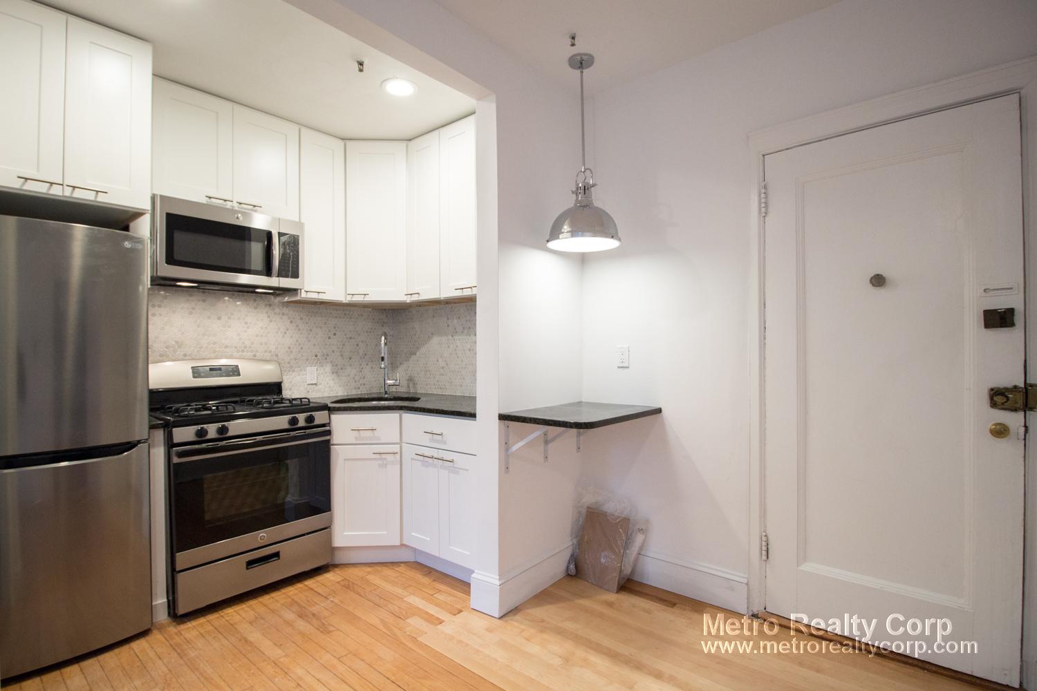 10 Jamaicaway, Jamaica Plain