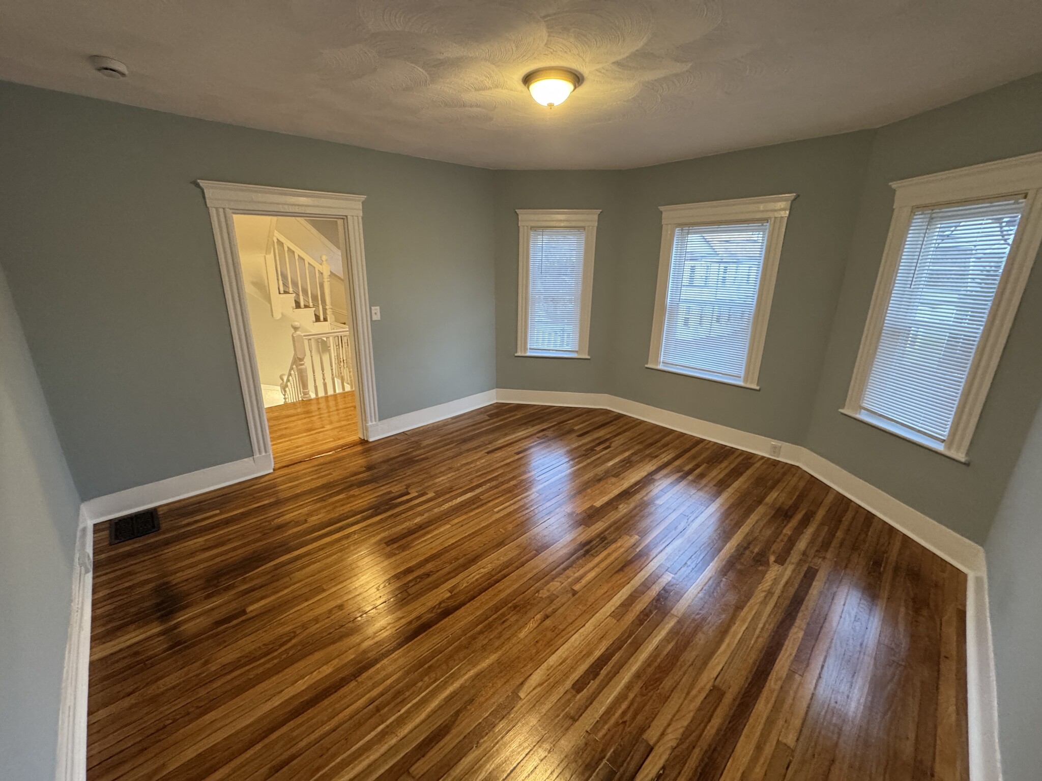 35 Cameron Ave, Teele Square