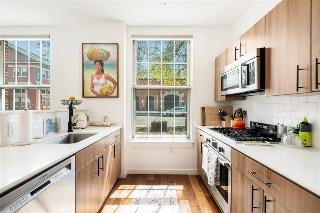 45 1st Ave, Charlestown