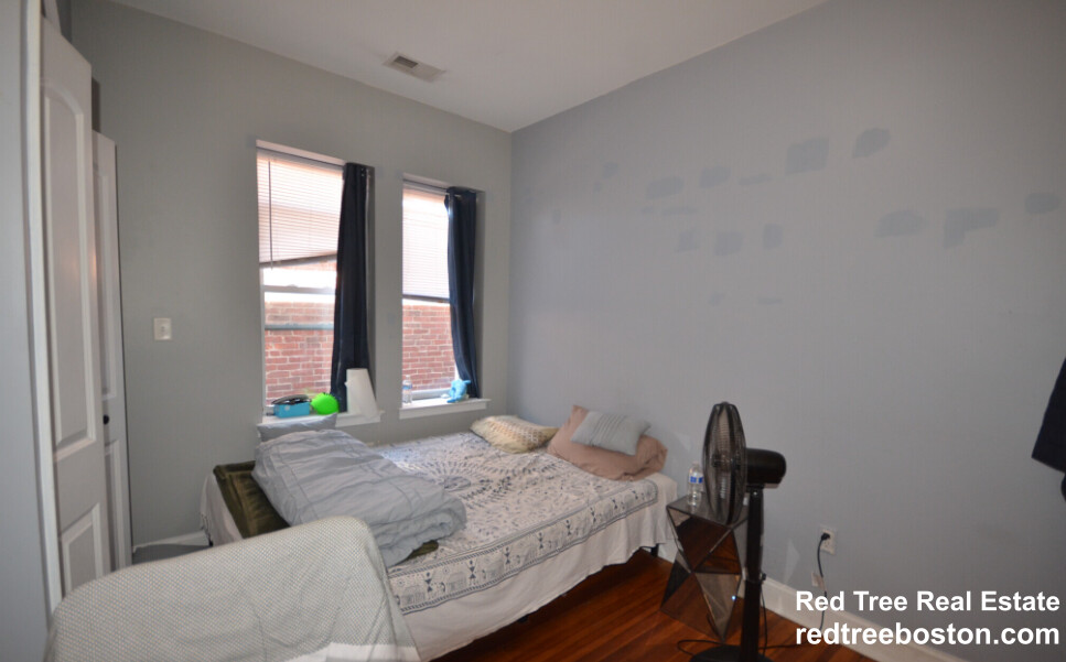 191 Boylston St, Jamaica Plain