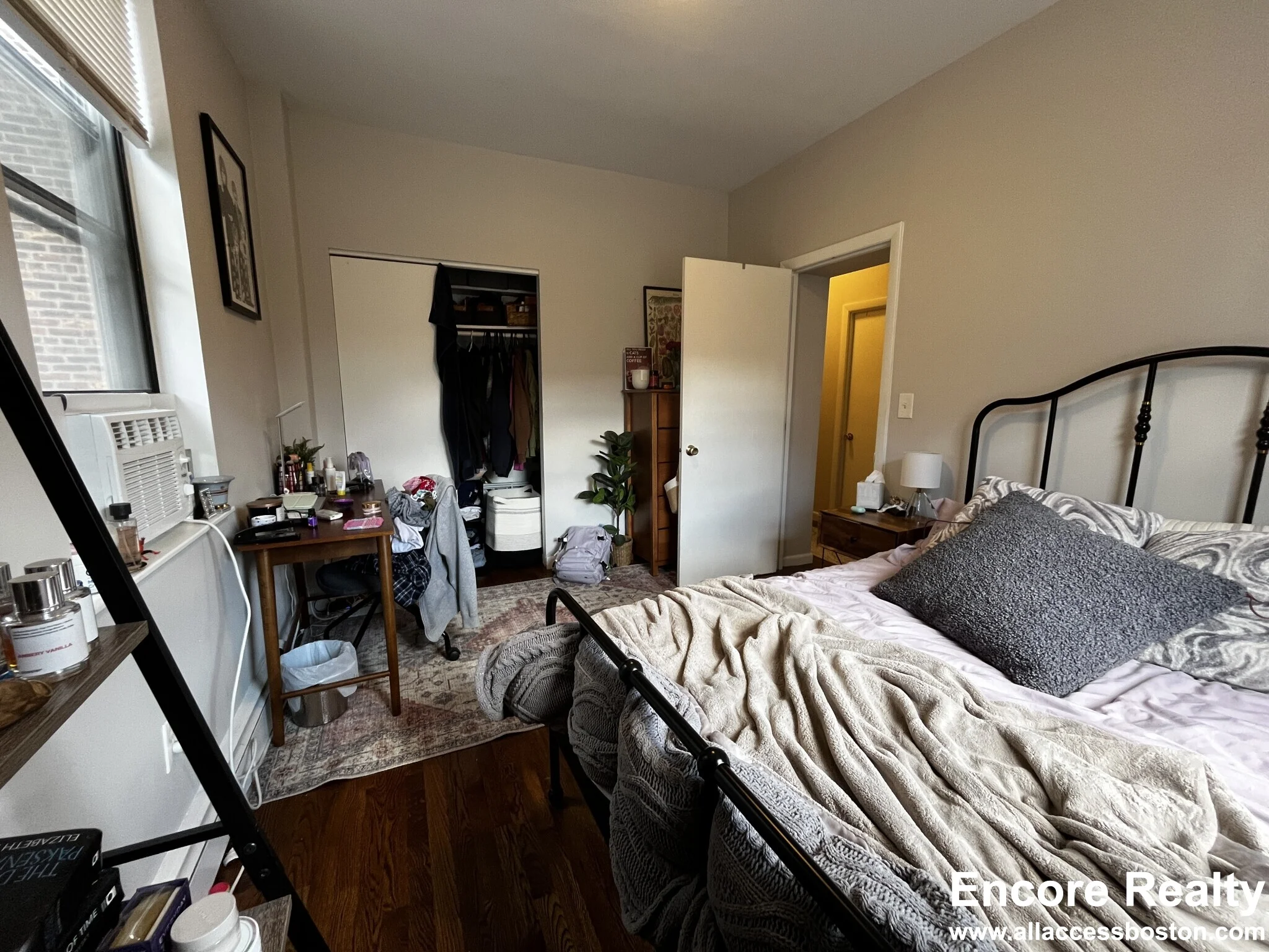 15 Stearns Rd, Coolidge Corner