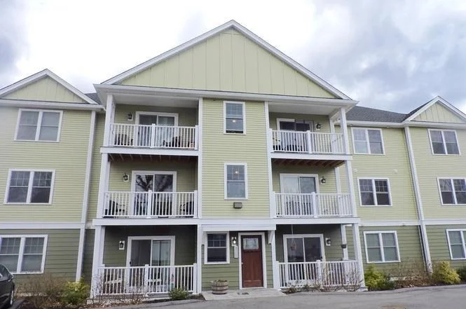 153 Sumner St, Quincy