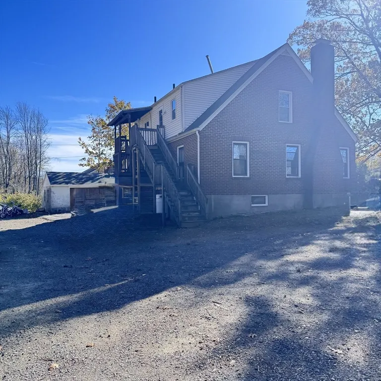 131 Worcester Providence Turnpike, Millbury