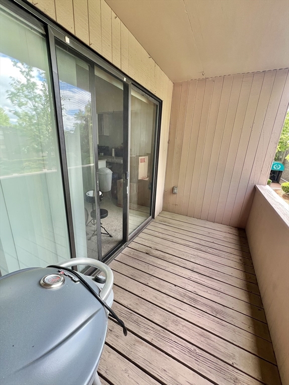 2 Shrewsbury Green Dr, Shrewsbury