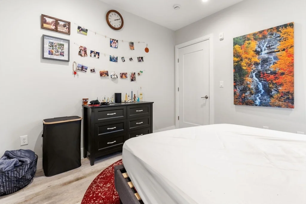 1457 Tremont St, Mission Hill