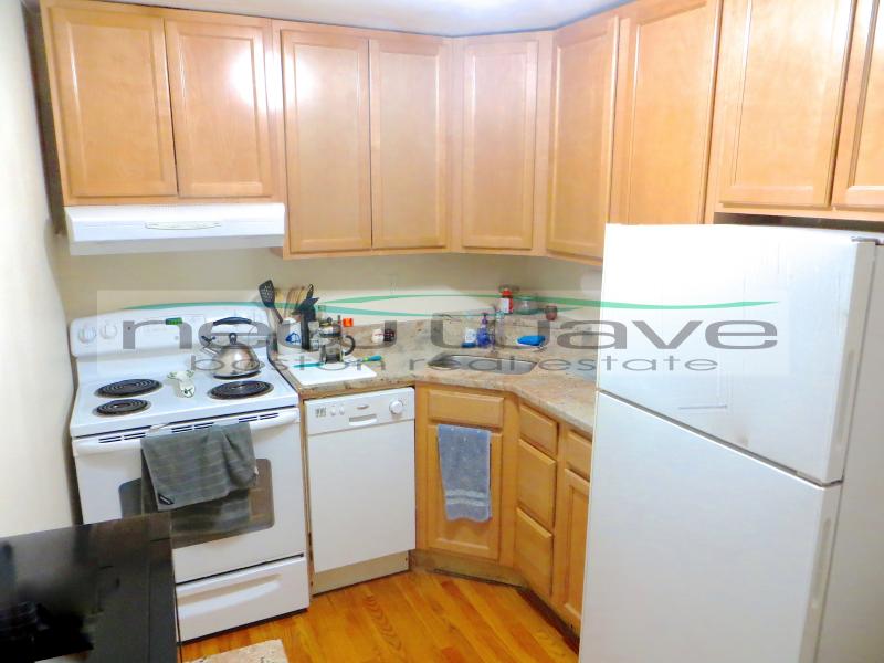 206 Commonwealth Ave, Back Bay