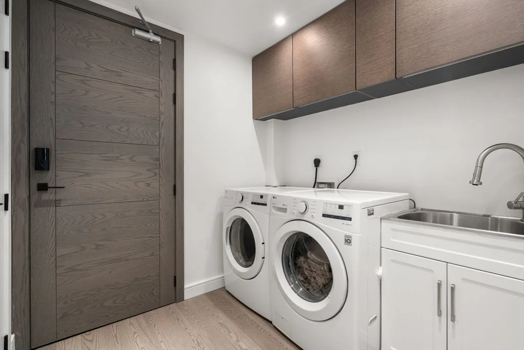 69 Walnut, Boylston Street