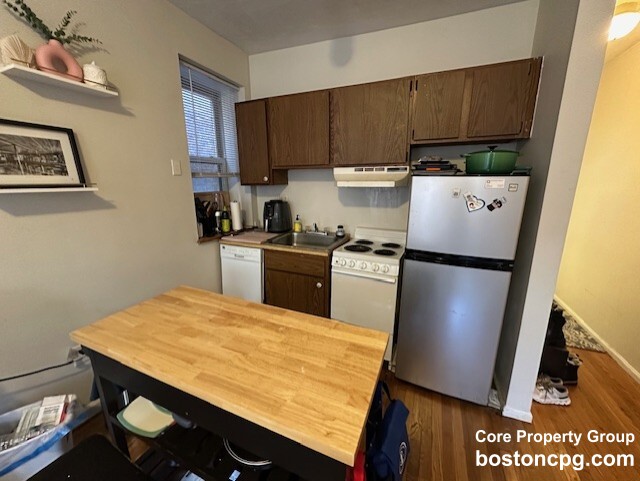 27 Garden St, Beacon Hill