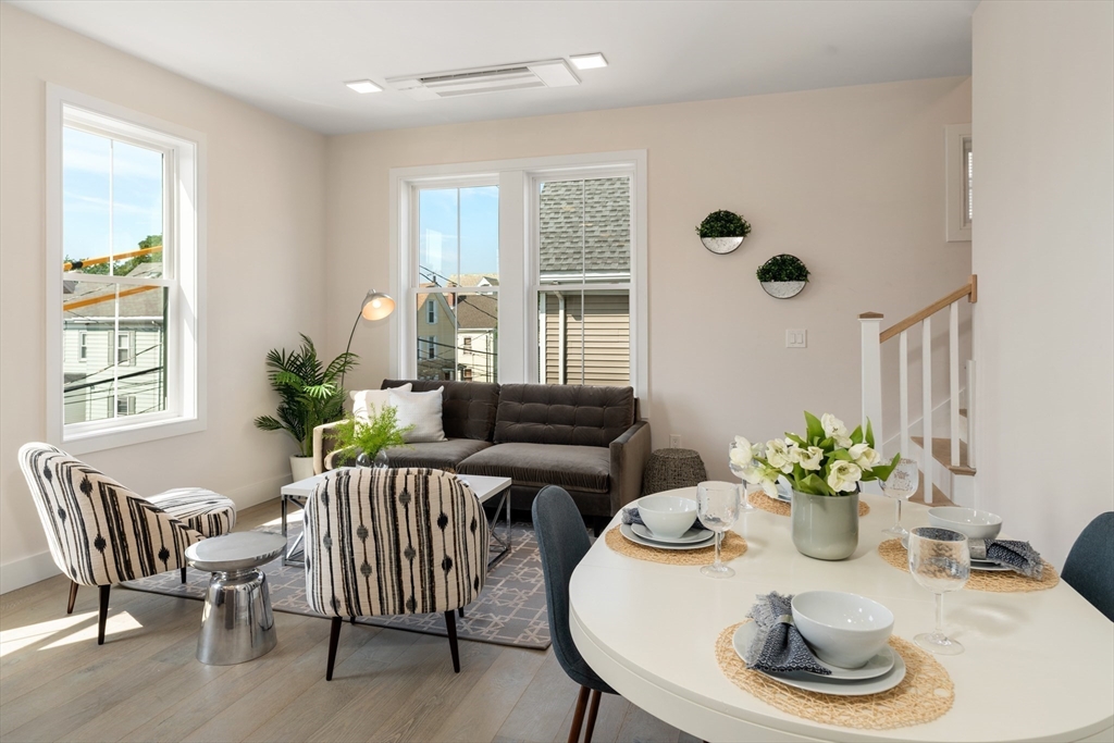 24 Rush St, East Somerville