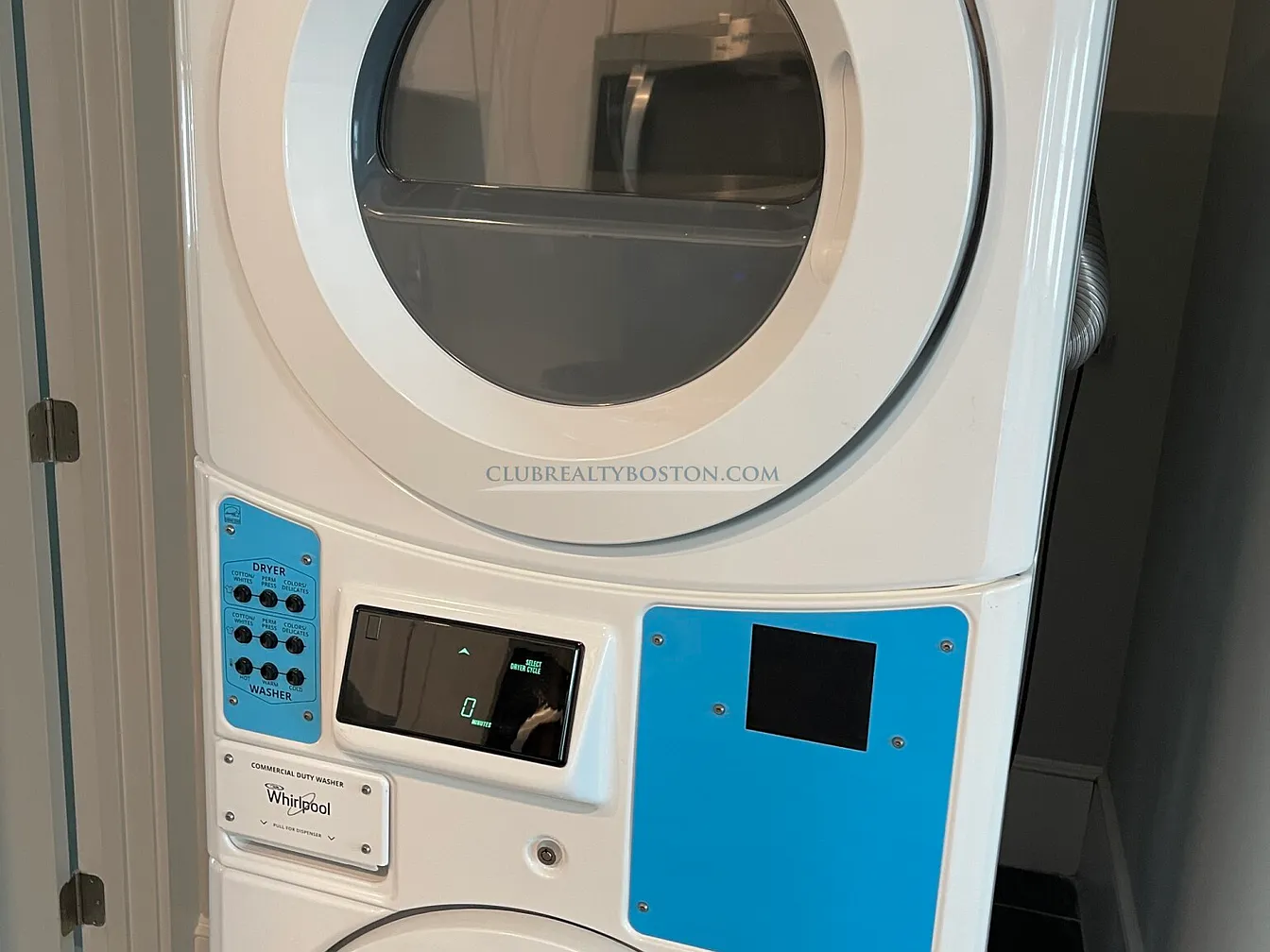 66 Church St, Waltham