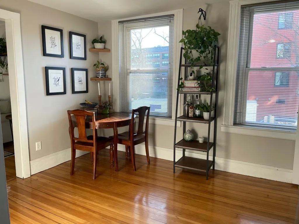 172 Sumner St, East Boston