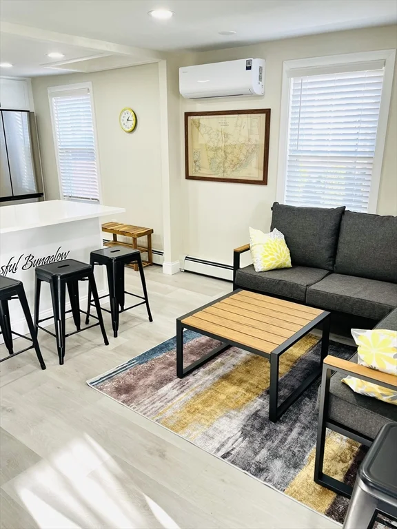 21 Hillside Ave, Swansea