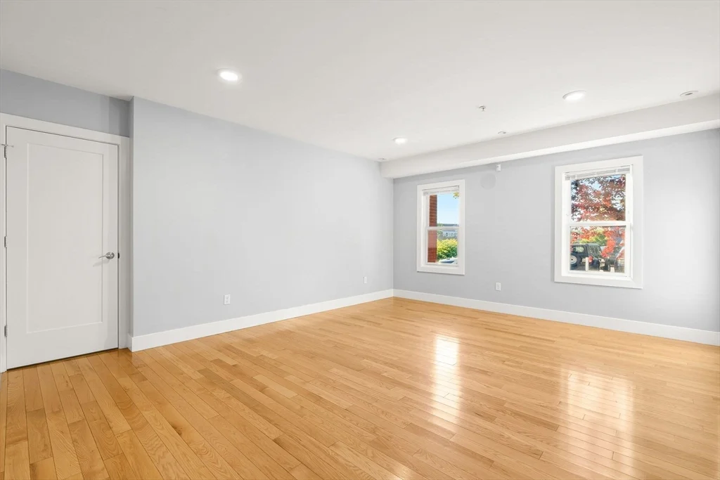 157 Hancock St, Quincy