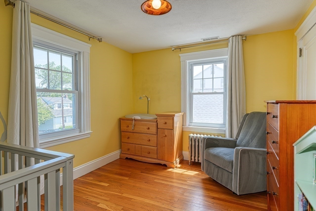 85 Roosevelt Rd, Medford