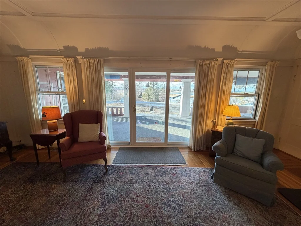 630 Washington St, Gloucester