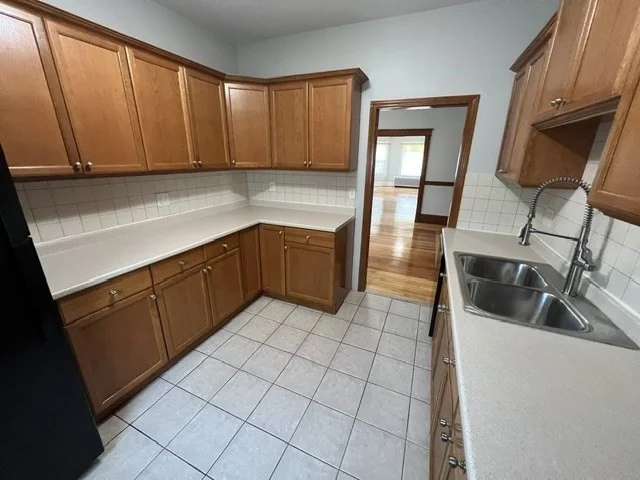 00 Lafayette St, Fall River