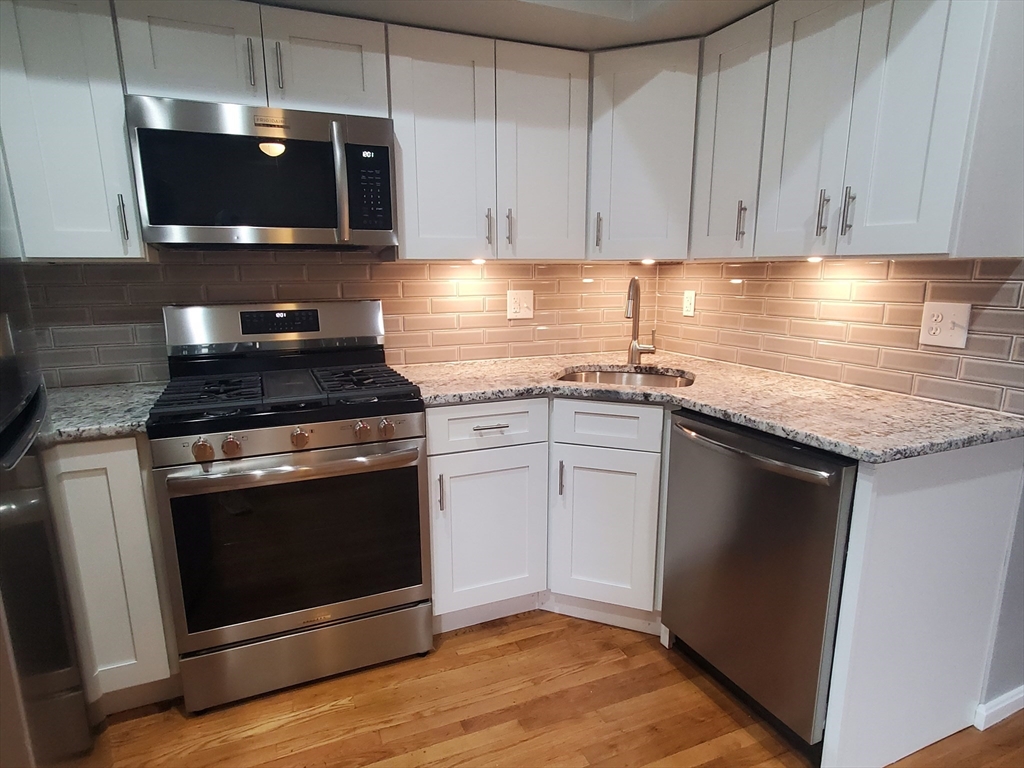 927 Dorchester Ave, Dorchester