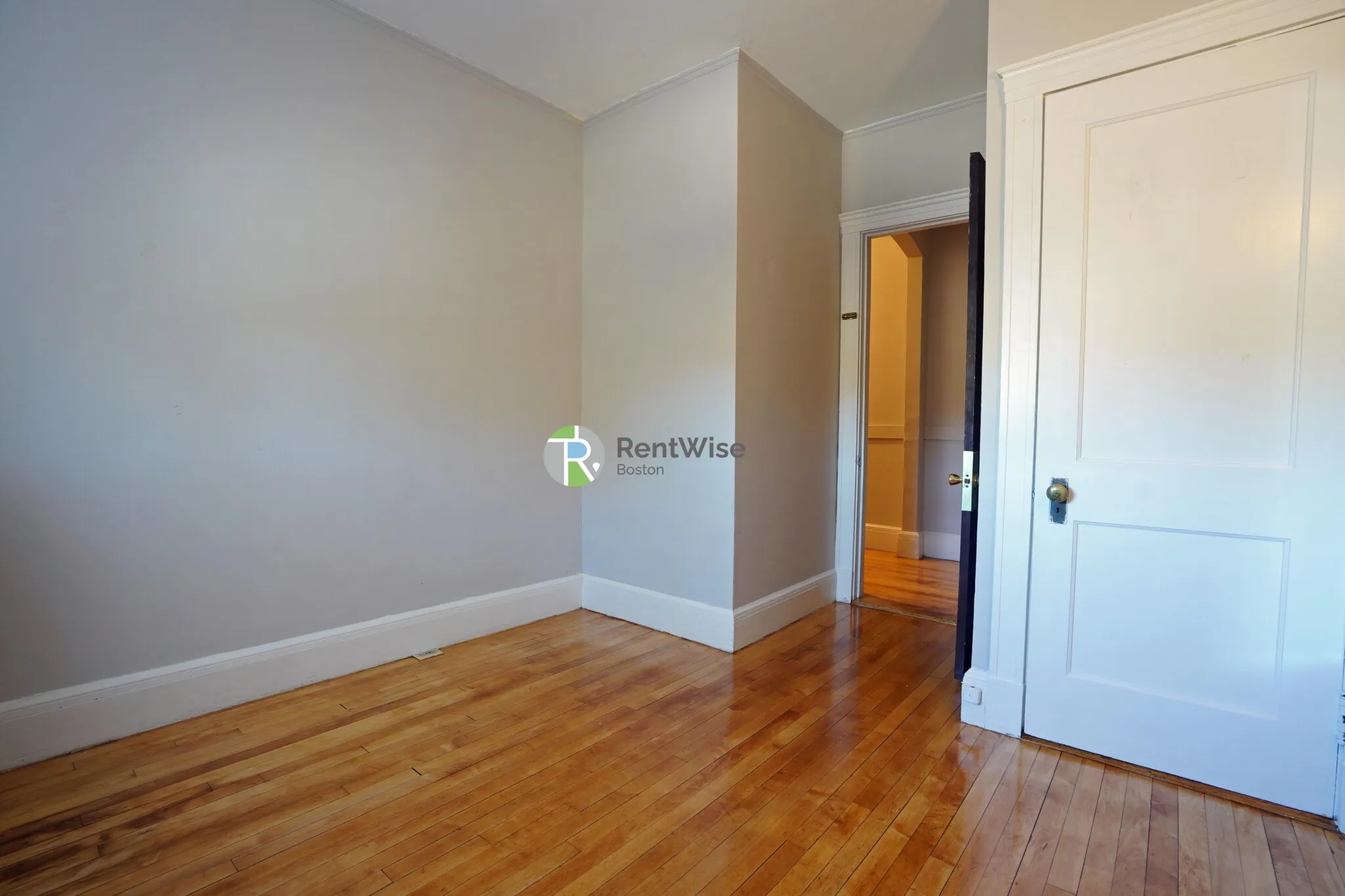 90 Cypress St, Emerson Gardens