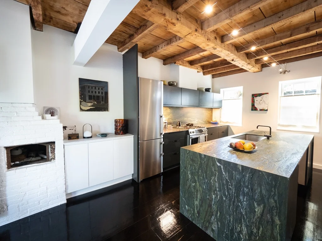 214 Third St, East Cambridge