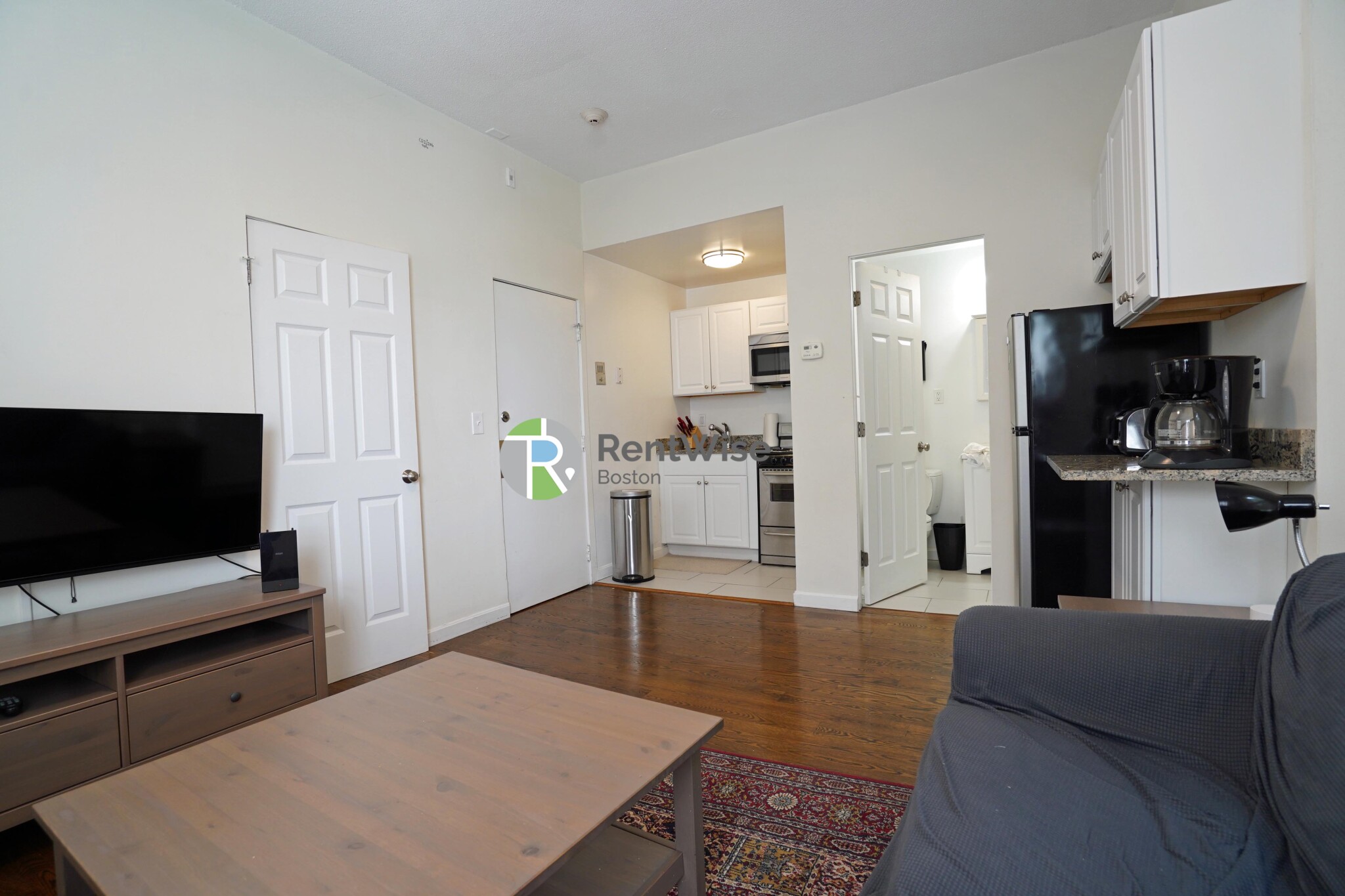 538 East Broadway, South Boston