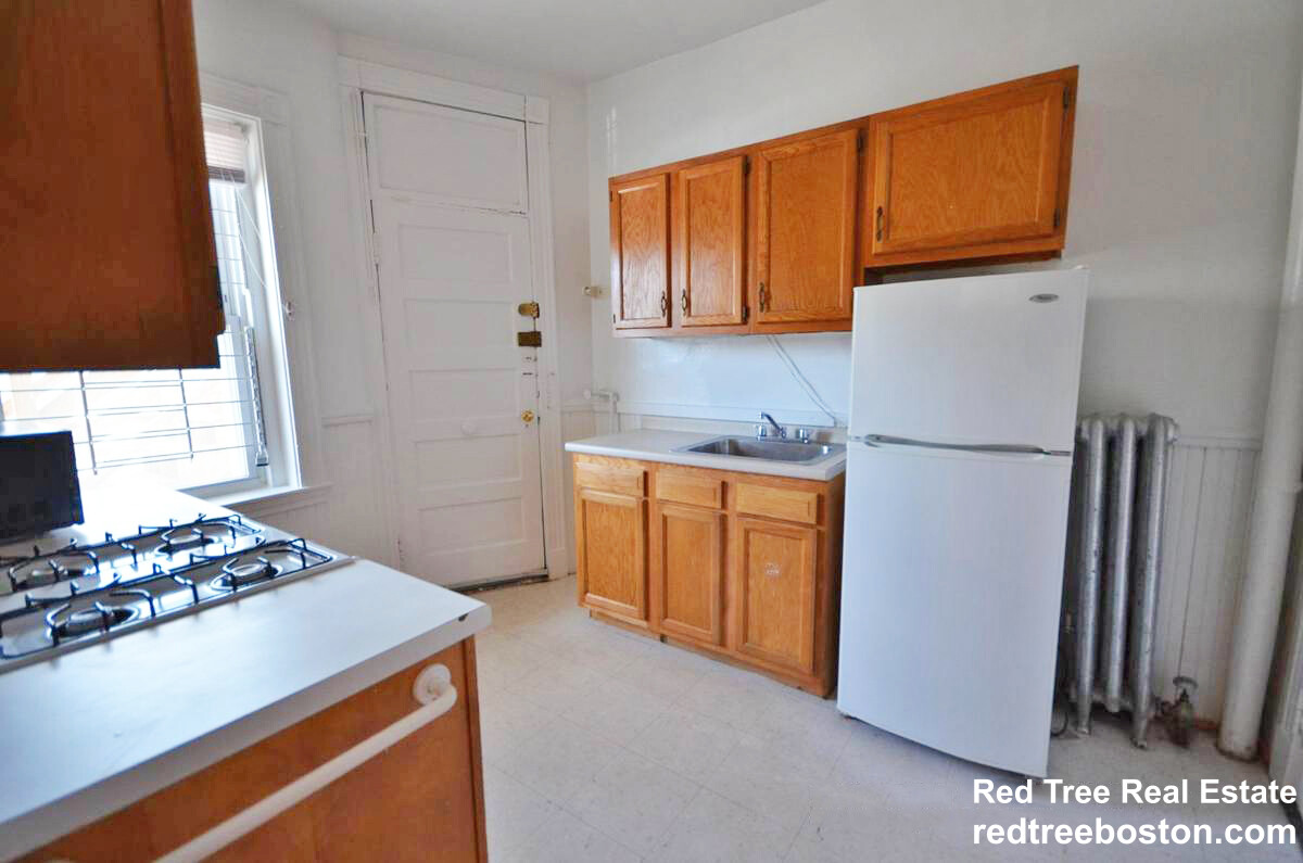 134 Englewood Ave, Brighton