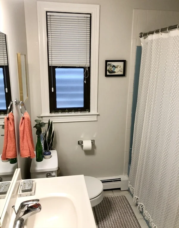 3 Oak Ter, Spring Hill
