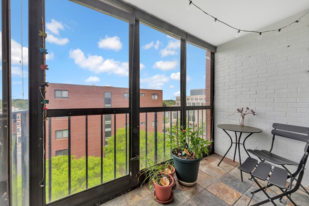 1580 Massachusettsave, Harvard Square