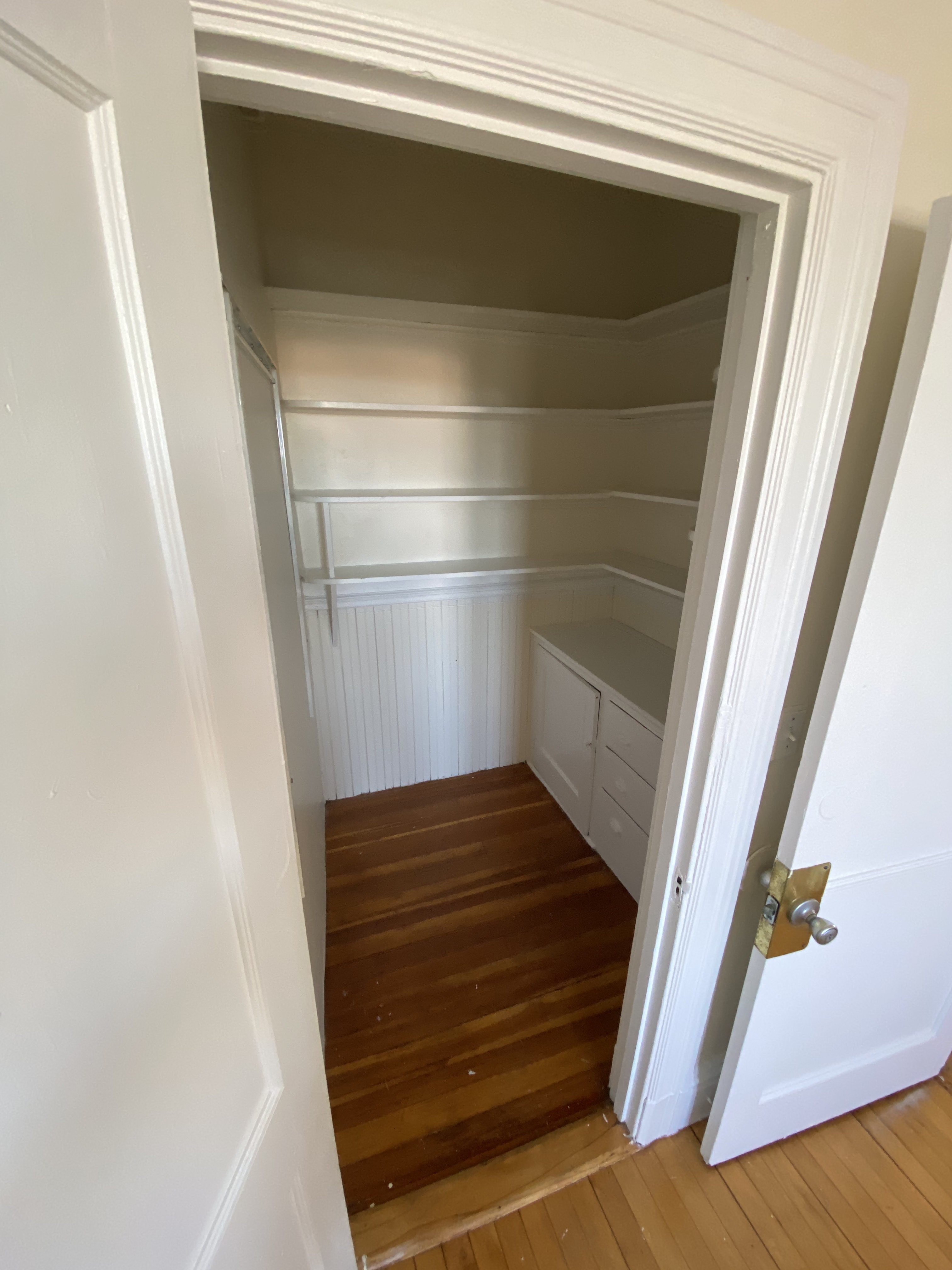 3 bed, 1 bath apartment for rent at 435 Cambridge St Unit 7, Allston — photo 7 of 13