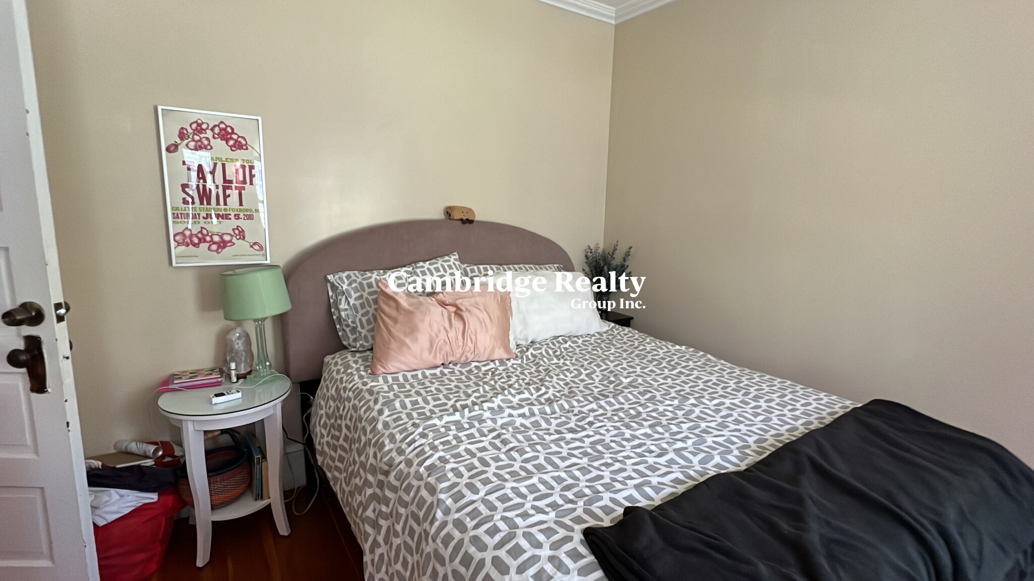 28 Washburn Ave, North Cambridge