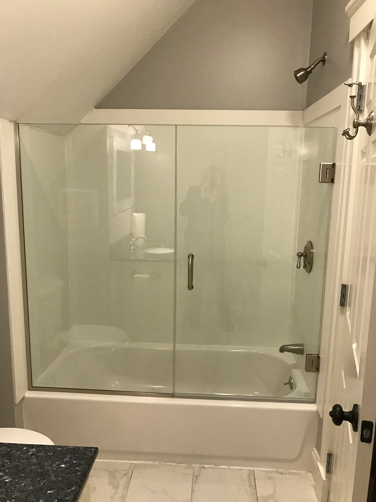 3 bed, 1.5 bath apartment for rent at 30 Grove Unit A, Salem — photo 13 of 21