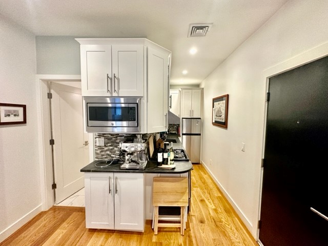 Studio bed, 1 bath apartment for rent at 24 Fleet St Unit 3D, North End — photo 7 of 10