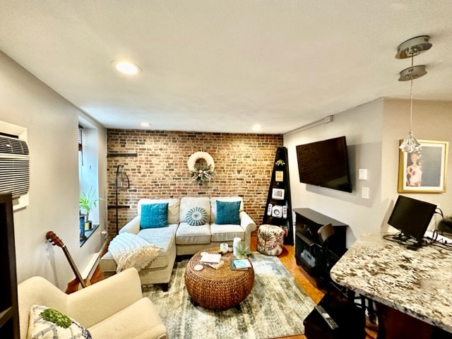 1 bed, 1 bath apartment for rent at 61 Salem St Unit 3, North End — photo 7 of 18