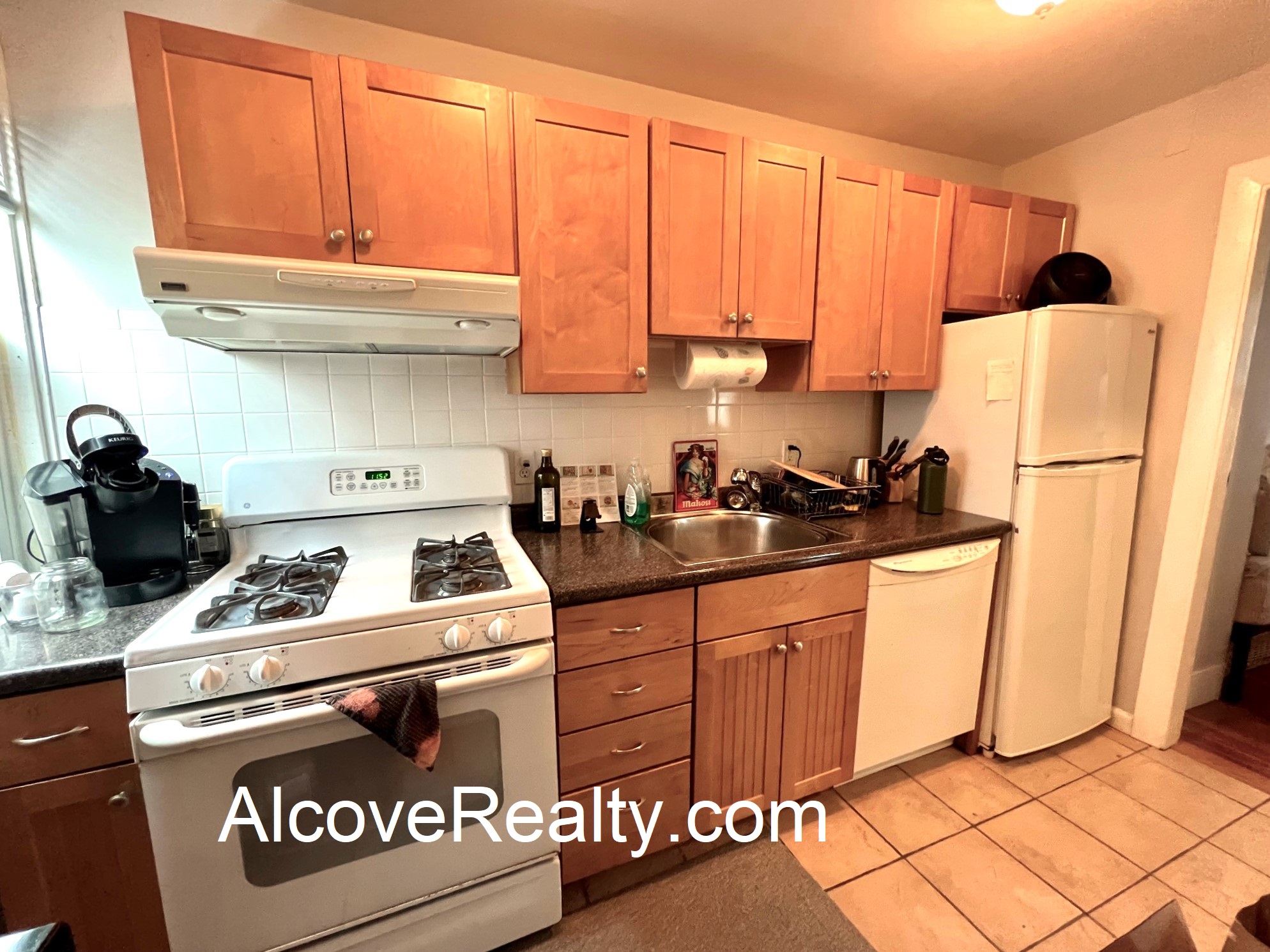 1 bed, 1 bath apartment for rent at 68 Raymond Ave Unit 1F, Teele Square — photo 7 of 10