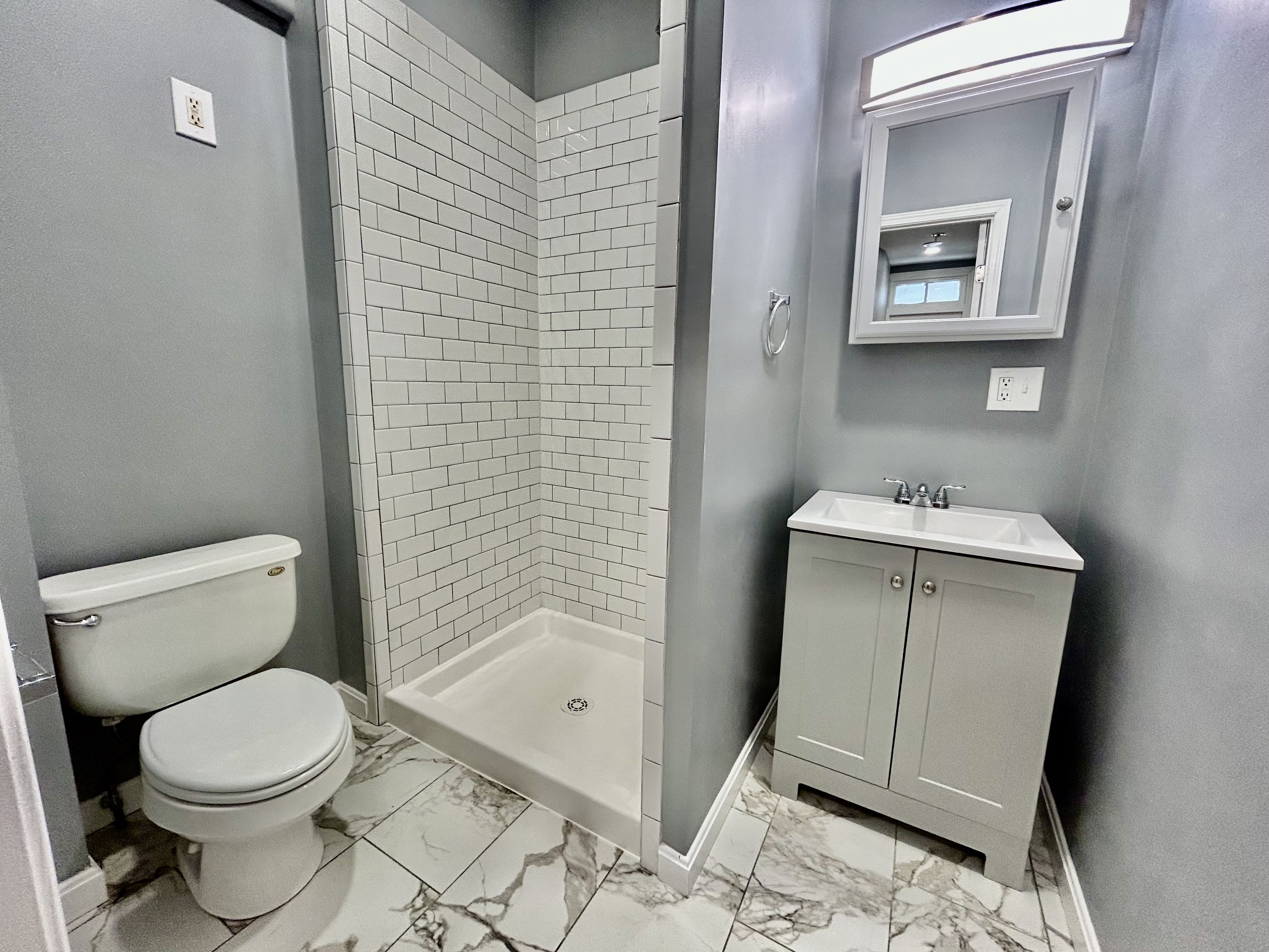 5 bed, 2.5 bath apartment for rent at 594 East 5th St Unit 1, South Boston — photo 7 of 15