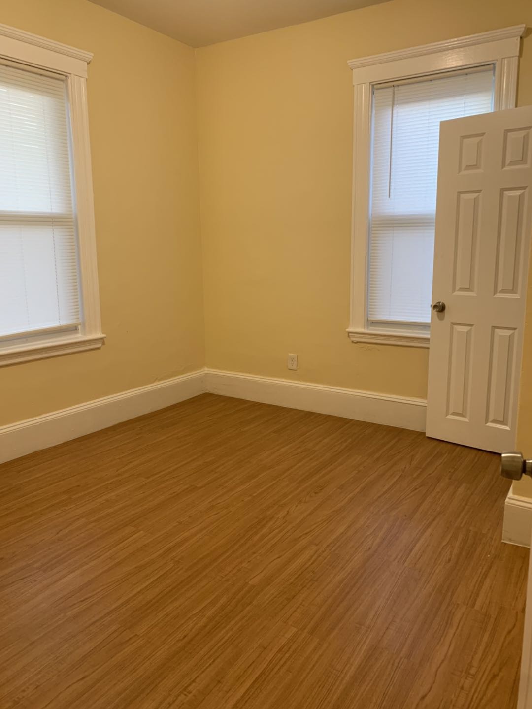 4 bed, 2 bath apartment for rent at 48 Havelock St Unit 3, Dorchester — photo 7 of 10
