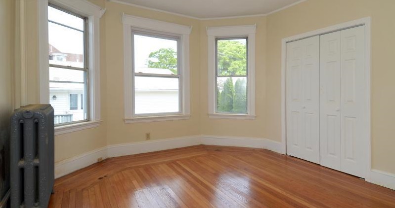 4 bed, 1 bath apartment for rent at 23 Wisconsin Ave Unit 1, East Somerville — photo 4 of 6