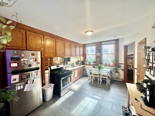 170 Endicott St, North End