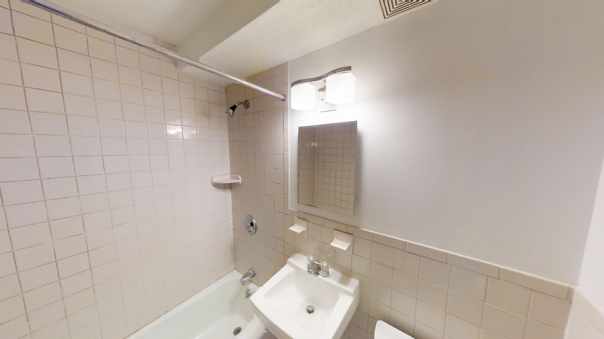 1 bed, 1 bath apartment for rent at 14 Murdock St Unit 1-7T, Powder House Square — photo 7 of 11