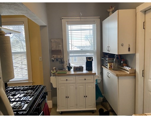 1 bed, 1 bath apartment for rent at 100 Fellsway Unit 2, Malden — photo 22 of 30