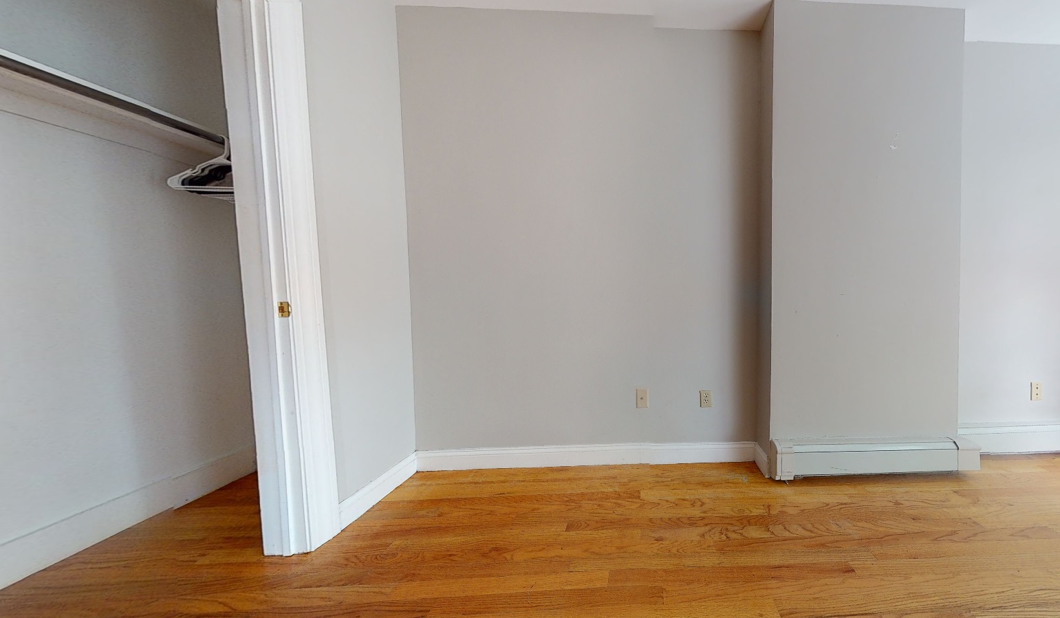 344 Putnam Ave, Riverside