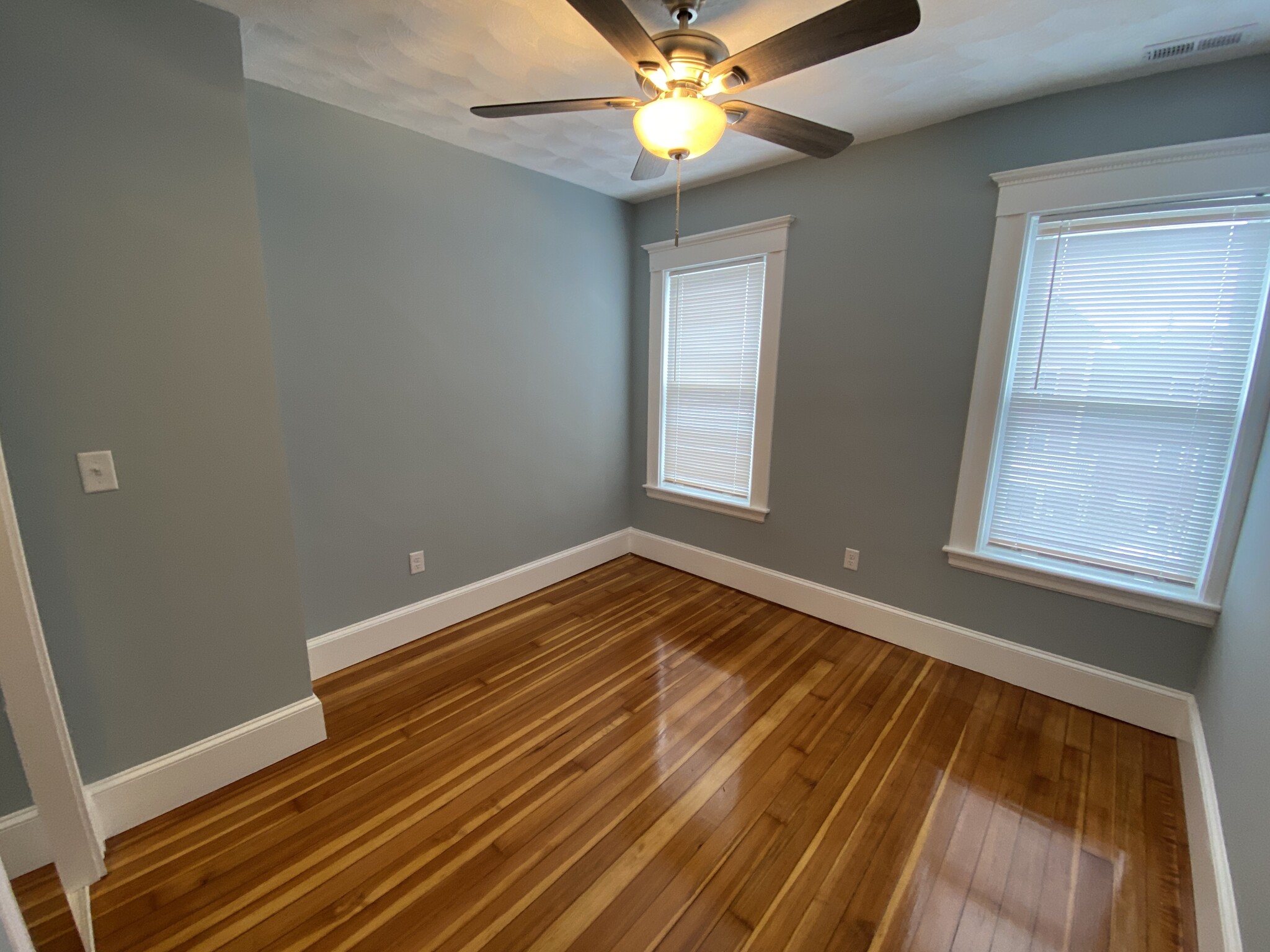 4 bed, 2 bath apartment for rent at 8 Spencer Unit 2, Porter Square — photo 7 of 7