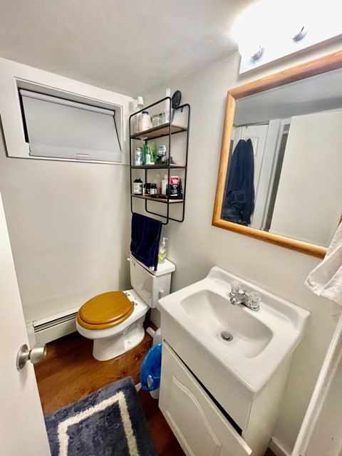 Studio bed, 1 bath apartment for rent at 10 Cooper St Unit B, North End — photo 7 of 8