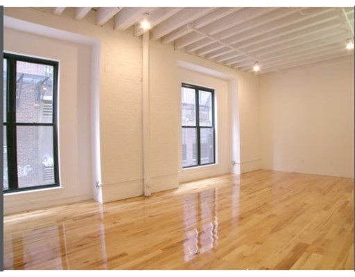1 bed, 1 bath apartment for rent at 111 Beach St Unit 1D, Leather District — photo 3 of 7