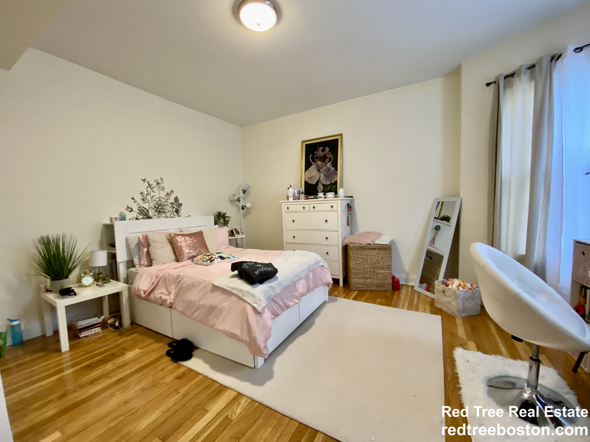 3 bed, 1 bath apartment for rent at 3235 Washington St Unit 1, Jamaica Plain — photo 6 of 30