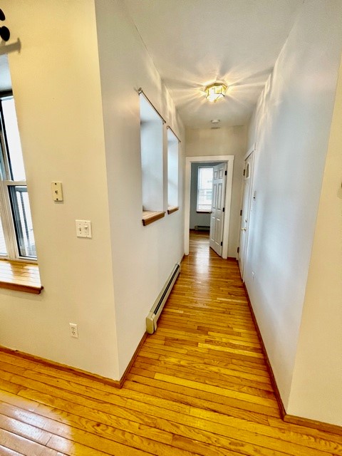 1.5 bed, 1 bath apartment for rent at 15 Thacher Ct Unit 2, North End — photo 8 of 13