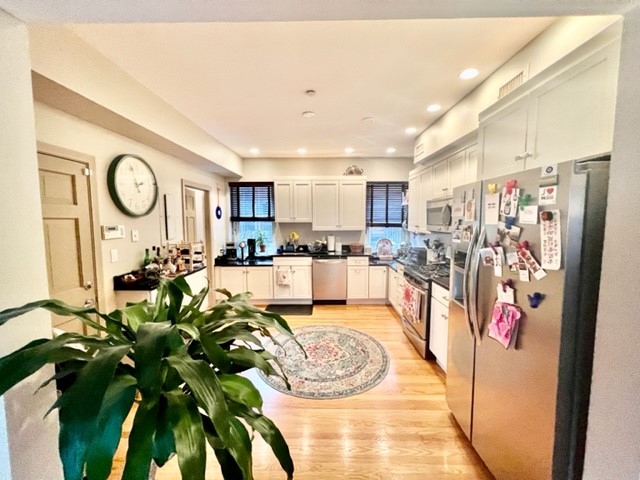 2 bed, 1 bath apartment for rent at 1 Fairfield Pl Unit 3, North End — photo 7 of 19