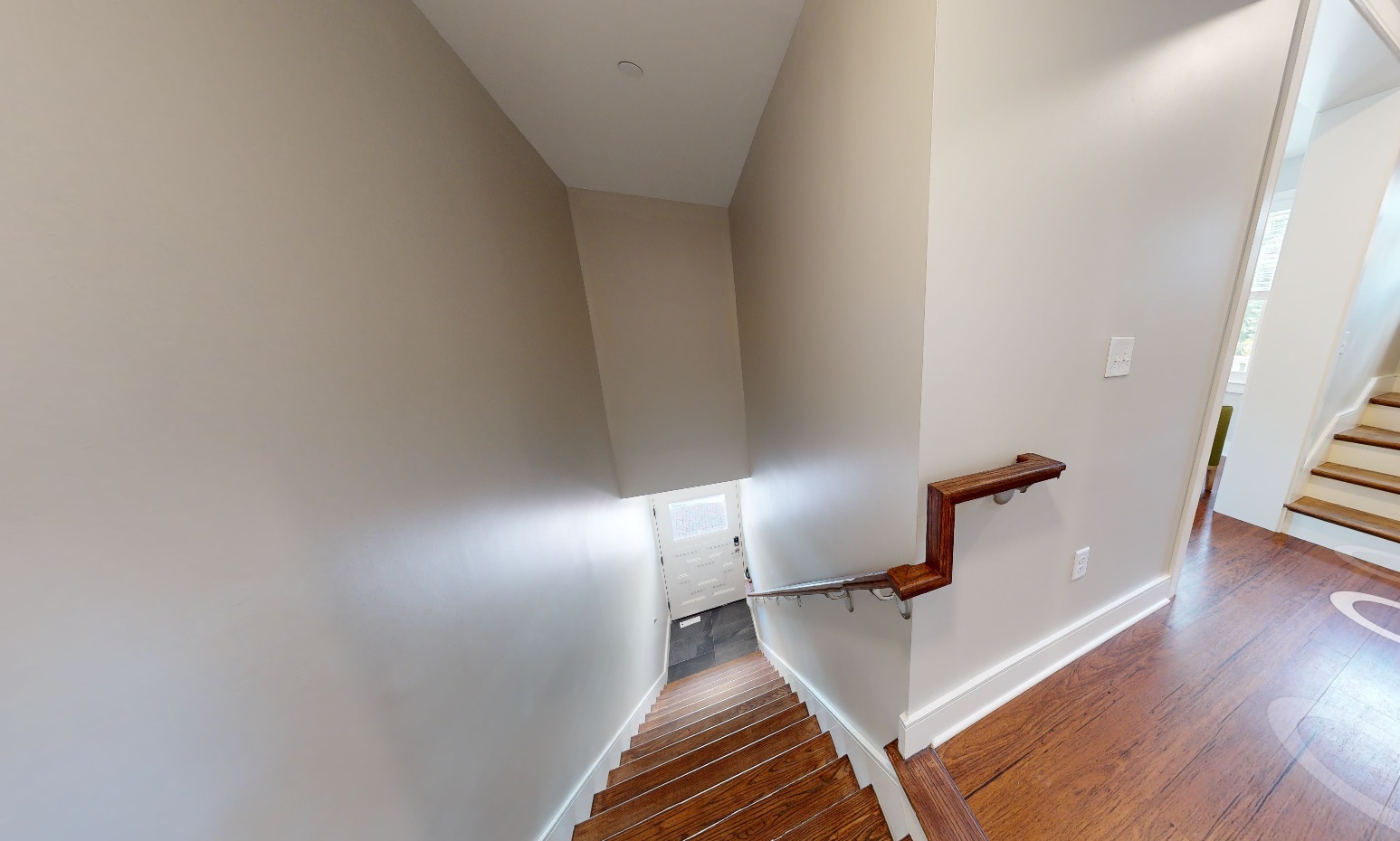 384 Harvard St, Mid-Cambridge
